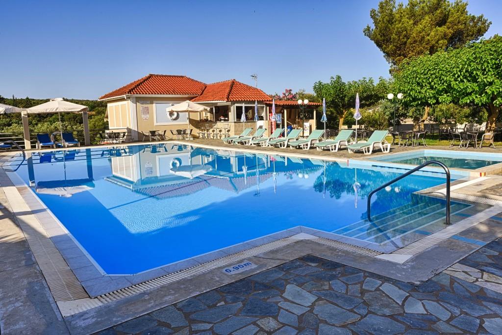 Ionis Hotel Troianata Exterior photo
