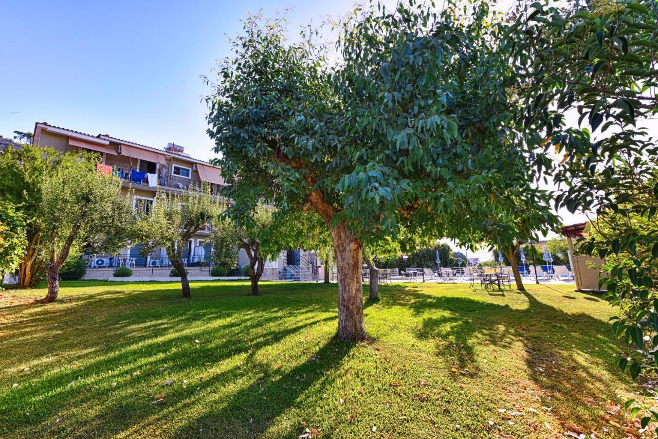 Ionis Hotel Troianata Exterior photo