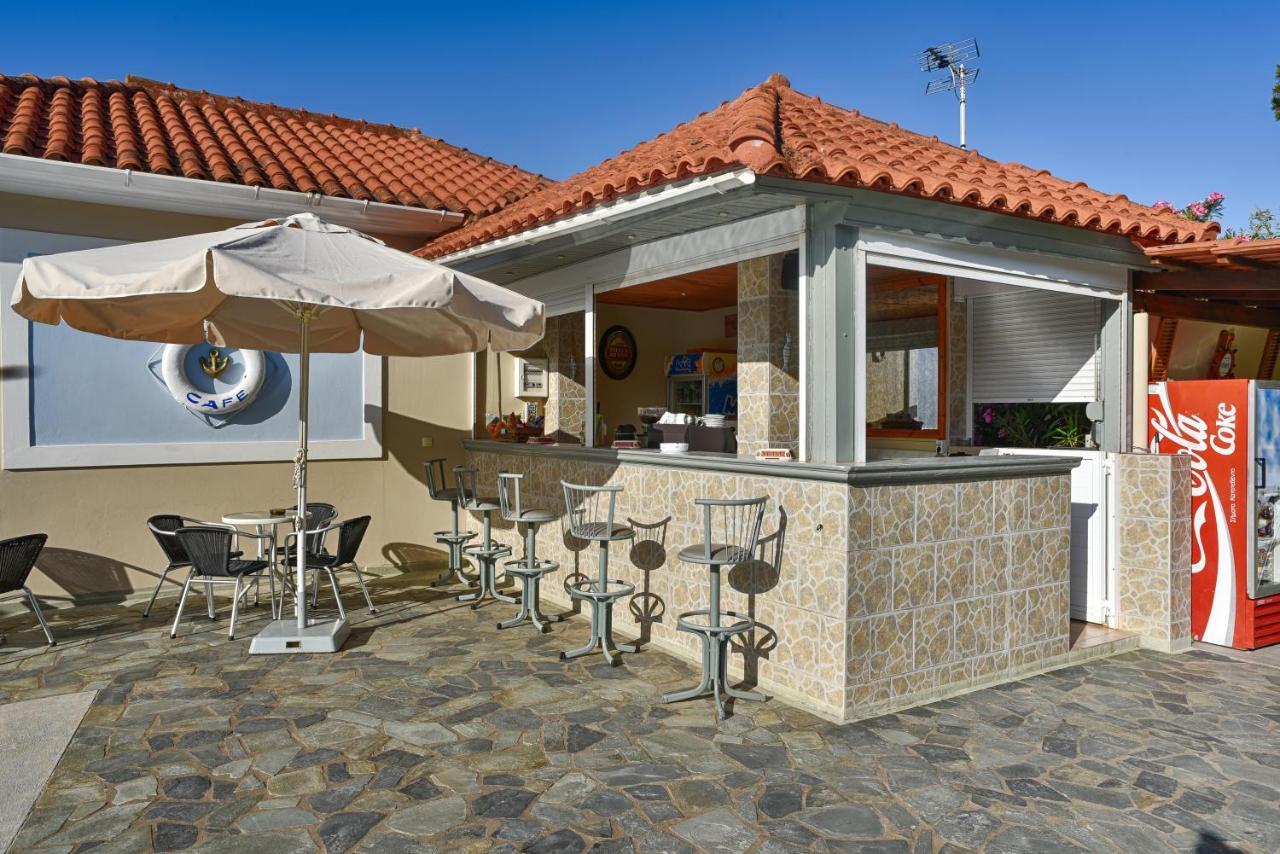 Ionis Hotel Troianata Exterior photo
